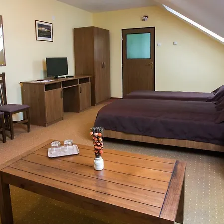 Apartment De Inchiriat Hatuica