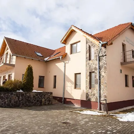 Apartment De Inchiriat *